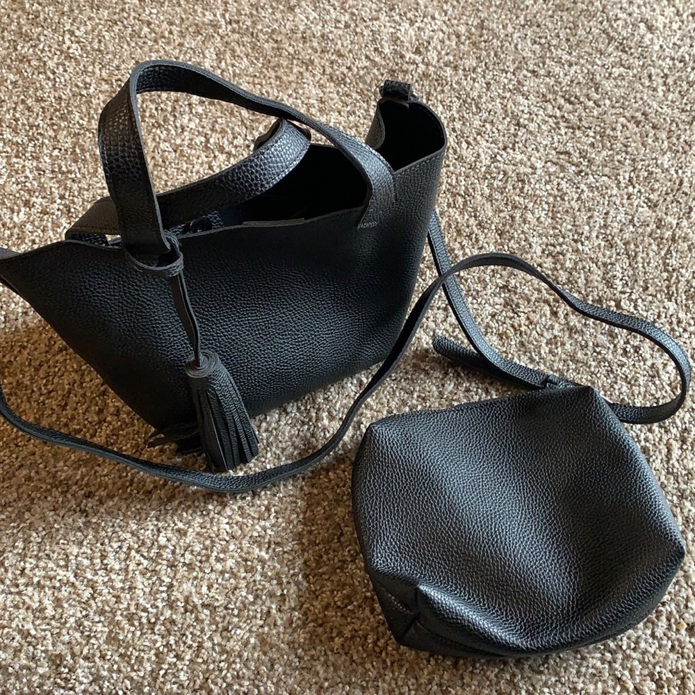 Black purse with accessory pouch